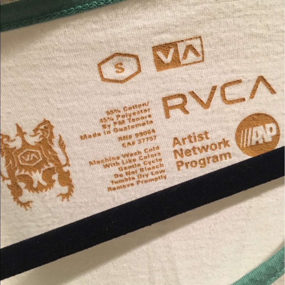 COPY - RVCA - Picture 3 of 3